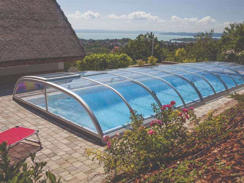 Pool Enclosures for Heat Retention